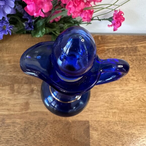 Vintage Avon Cobalt Blue Glass Decanter Pitcher Genie Bottle with Stopper Gold - Picture 4 of 6